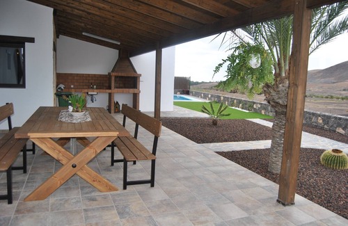 Pájara Casa | VILLA EL VALLE / PISCINA CLIMATIZADA / WIFI / BARBACOA. ETC..