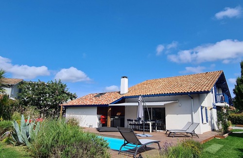 Tosse Villa | Villa Elaura - Superb Landaise villa with swimming pool