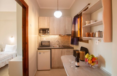 Roda Casa | Villa Eleni Apartments