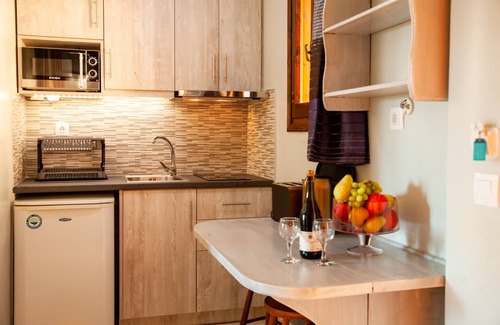 Roda Casa | Villa Eleni Apartments