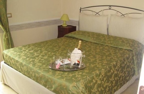 Filadelfia Cama Y Desayuno | Villa Elisa