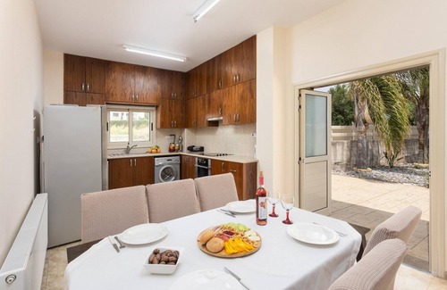 Droushia Villa | Villa Elite - Cuatro Habitaciones Villa, Capacidad 9
