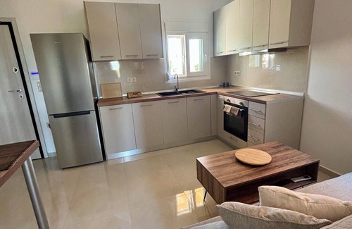 Halkidiki Casa | Villa Eliza: cozy,luxury 2' from the sea with TVs in every room,garden & BBQ