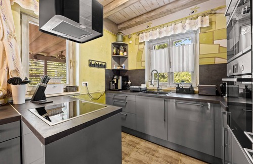 Kontesici Villa | Villa Emely for 8 people near Poreč with heated pool & jacuzzi