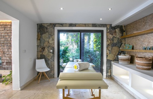 Indigo Bay Casa | Villa Emeraude in Indigo Bay by Personal Villas - Breathtaking Views of the Cari