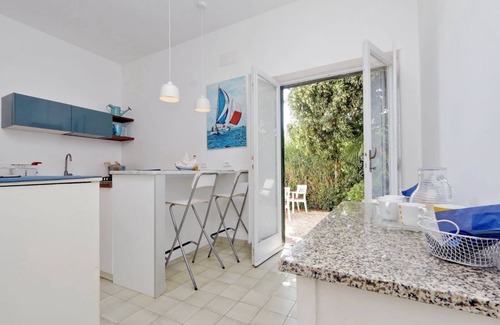 Santa Marinella Villa | Villa Emma - Hermosa villa en el campo, con vistas al mar ya un corto paseo desde Roma