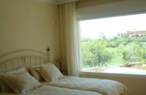 Antequera Cabaña | Villa en 1ª Línea de Campo de Golf