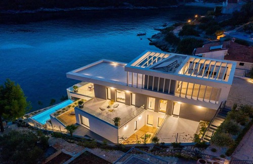 Vinisce Villa | Villa Endless Summer - Villa de 5 estrellas frente al mar con piscina