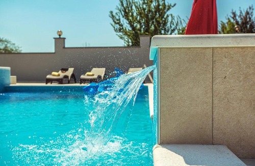Valdebek Casa | Villa Erica
