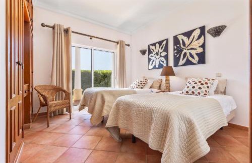 Branqueira Villa | Villa Ericeira by OCvillas