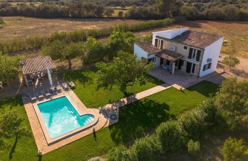 Cas Concos Chalet De Esquí | Villa Sa Pau, encantadora casa rústica en plena naturaleza