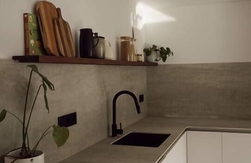 La Pobla de Montornes Casa | Villa Olivers: elegancia y comodidad con piscina privada