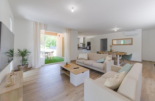 Berrias-et-Casteljau Casa | Villa Esparots - Maison avec piscine privée