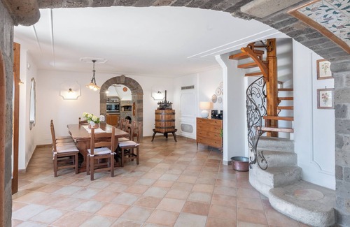 Sant'Agata sui Due Golfi Villa | Casa rústica familiar con vistas al mar