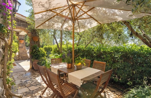 Sant'Agata sui Due Golfi Villa | Casa rústica familiar con vistas al mar