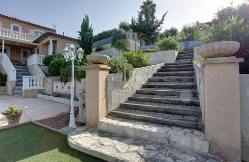 Frejus Casa | Villa Exclusive Dans L'esterel Frais et Calme à Frejus