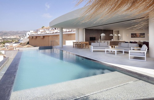 Torrox Costa Villa | Villa 'Exclusive One' con piscina privada, Wi-Fi y aire acondicionado