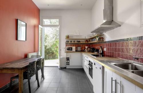 Arcachon Villa | Villa Familiale près du Moulleau et Plage des Arbousiers avec Grand Jardin et Terrasse - FR-1-433-18