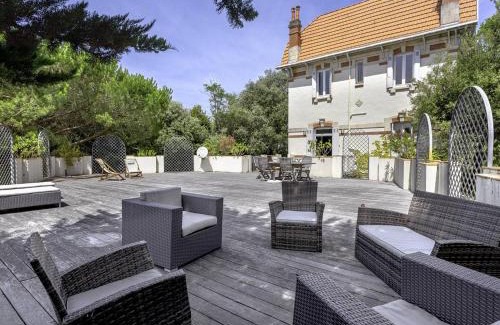 Arcachon Villa | Villa Familiale près du Moulleau et Plage des Arbousiers avec Grand Jardin et Terrasse - FR-1-433-18