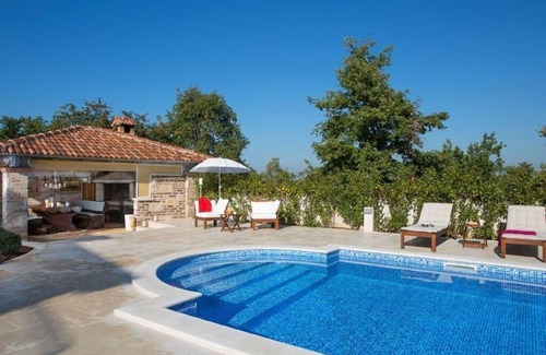 Gulici Villa | Villa Fantastika Grande Lujo