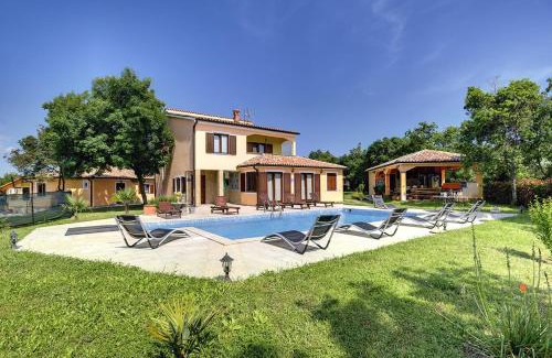 Valtura Villa | Villa Fatima