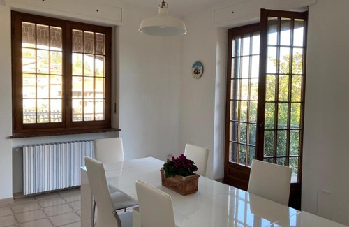 Castagnole delle Lanze Cama Y Desayuno | VILLA FERNANDO