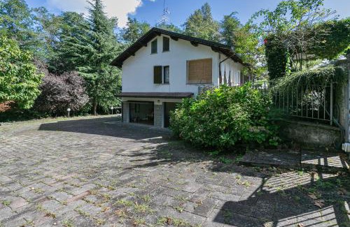 Serramazzoni Casa | Villa Ferrari