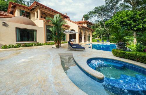 Jacó Villa | Villa Firenze, Costa Rica. All inclusive luxury