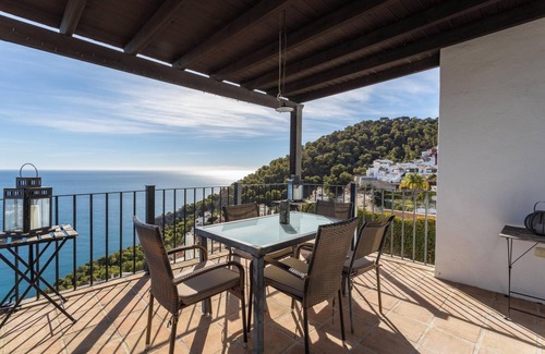 Almuñécar Villa | Villa 'Five Star with Heavenly Views' con vistas al mar, Wi-Fi y aire acondicionado