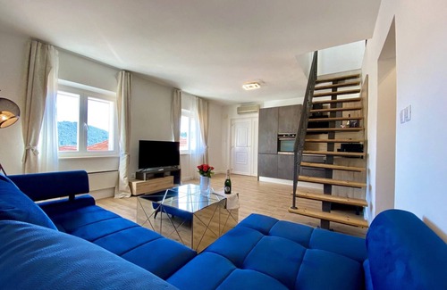 Pucisca Villa | 🌟 Villa with a sea view, 2 hot tubs, BBQ...