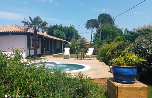 Vieux-Boucau-les-Bains Casa | VILLA FLEUR Quiet house with swimming pool and wooded garden 900m from the beach