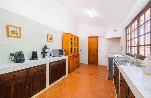 Alcantarilha Villa | Villa Flores - Close to the Amendoeira Golf Resort!