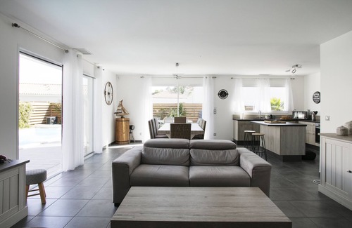 Saint-Paul-en-Born Casa | Villa 08 personas con piscina privada climatizada clasificada 4 estrellas