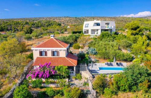 Milna (Brac) Villa | Villa Fortica
