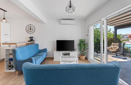 Dvornica Villa | Villa Fox