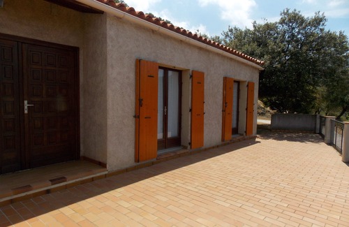 Santa-Reparata-di-Balagna Villa | Villa totalmente equipada, aire acondicionado, con 2Kms de Ile Rousse, vistas al mar ya la montaña