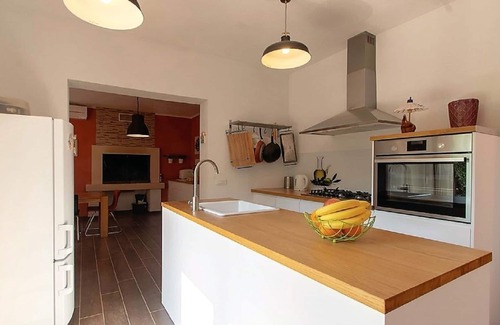 Lumbarda Casa | Nueva Villa FraMar con jacuzzi al aire libre inmerso en olivos