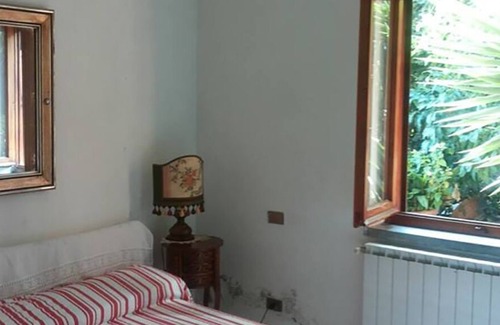 Talamone Casa | VILLA FRANCA 50 METERS FROM THE SEA IN TALAMONE