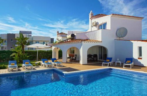 Areias de Sao Joao Villa | Villa Francella- Relaxing holidays in an ideal location by DreamvillasAlbufeira