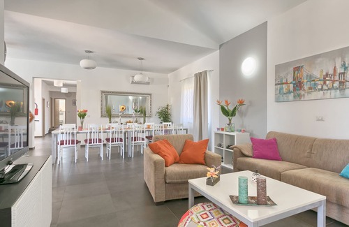 Muzini Villa | Beautiful house with pool and sauna, ideal for families with children
