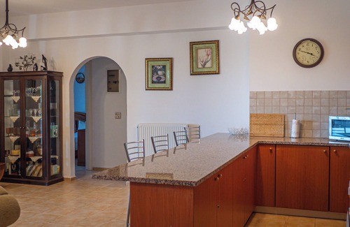 Agia Triada Villa | Villa Francesca, una villa encantadora con piscina privada y jardines maduros solitarios