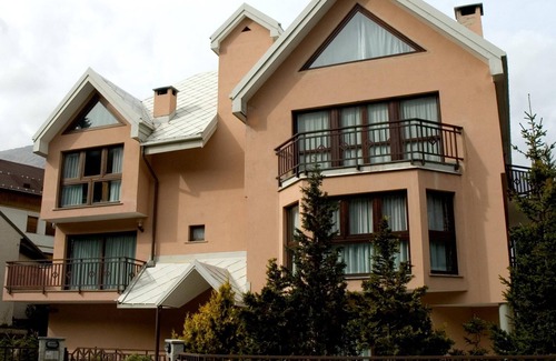 Bardonecchia Apartamento | Villa Frejus - STUDIO sleeps 3-4
