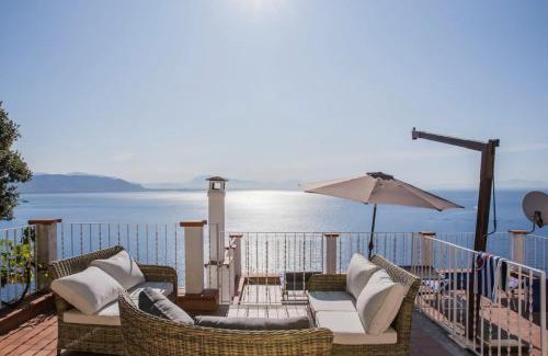 Cetara Apartamento | VILLA FUENTI BAY -Amalfi Coast-