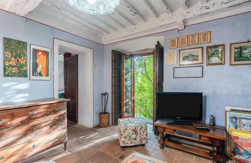 Lucca Villa | Villa 'Gabriella' con jardín privado, balcón y Wi-Fi