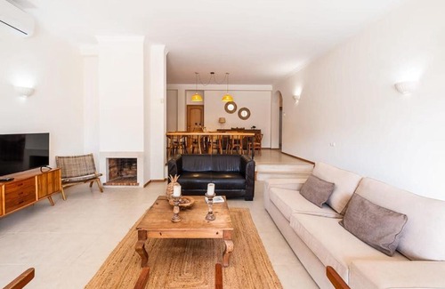 Gale Casa | Villa Gale Grande - bright airy property with a private pool