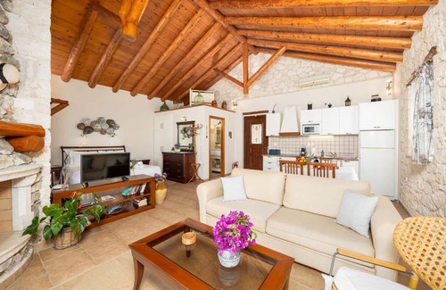 Vlachopoulatika Villa | Villa Gallini - Una Habitación Villa, Capacidad 3