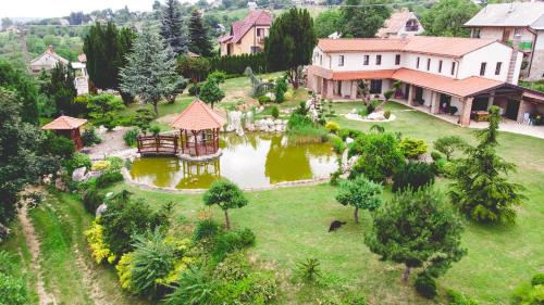 Zalaegerszeg Apartamento | Villa Garden