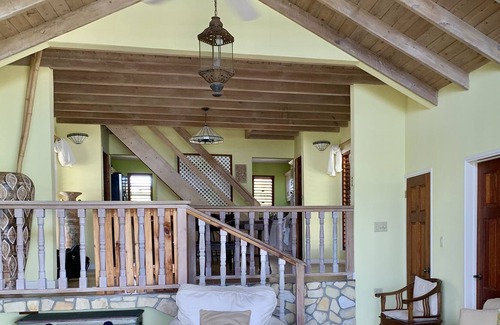 English Harbour Casa | Villa Gem, beachfront property