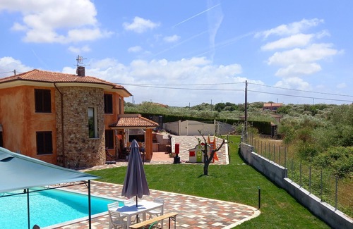 Sassari Villa | Villa Geneva with swimming pool just a few minutes from the beach