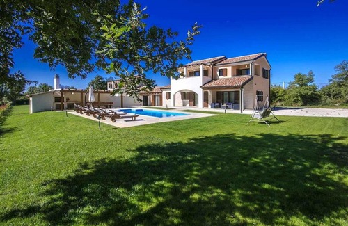 Katun Casa | Villa Genia 2